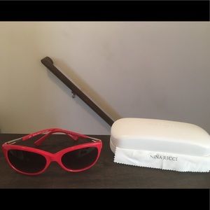 Nina Ricci sunnies
